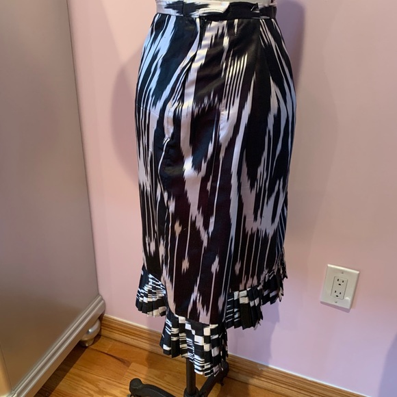 Custom Made High Quality Pure Silk Skirt - Picture 5 of 13